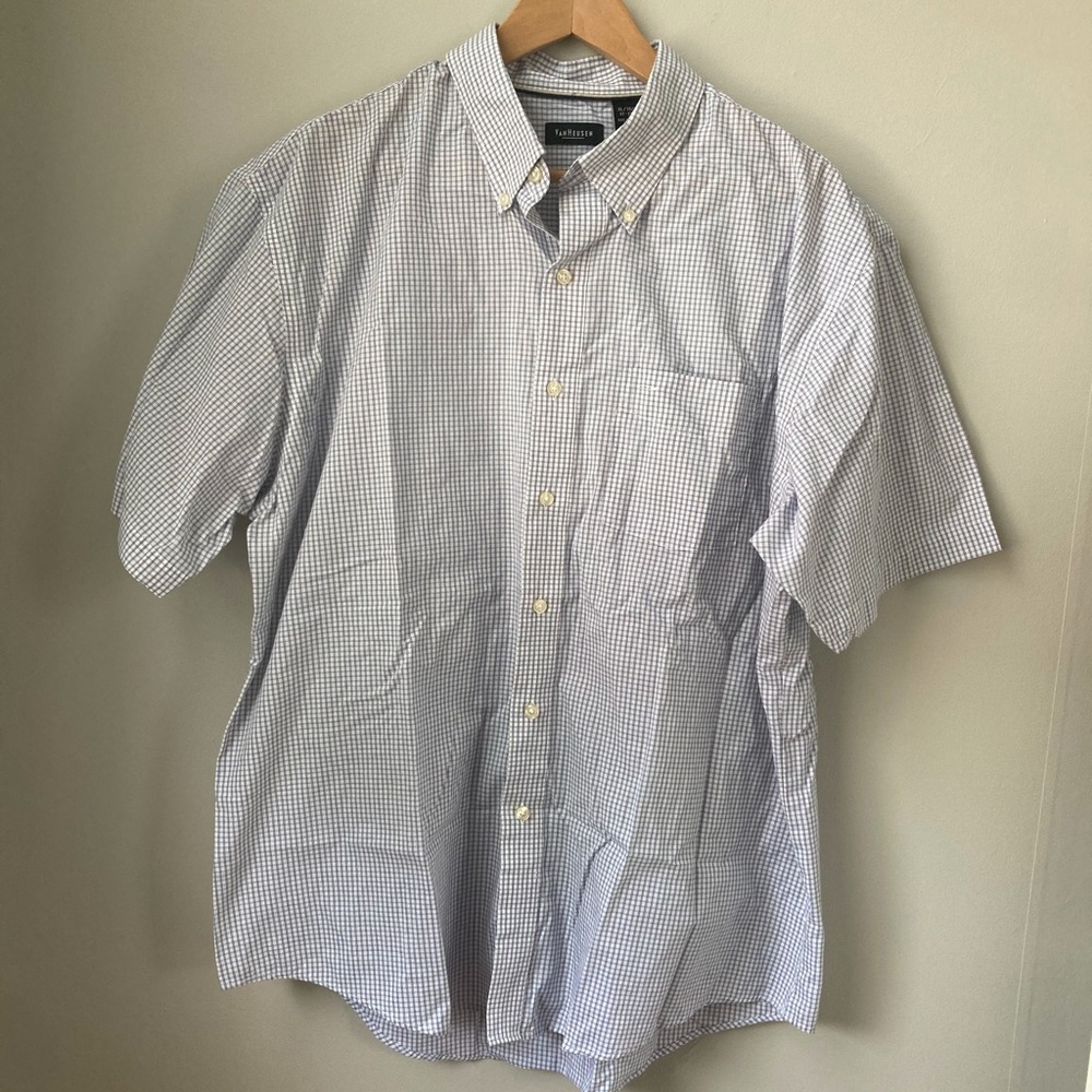 Van Heusen Short Sleeve Navy/White Plaid